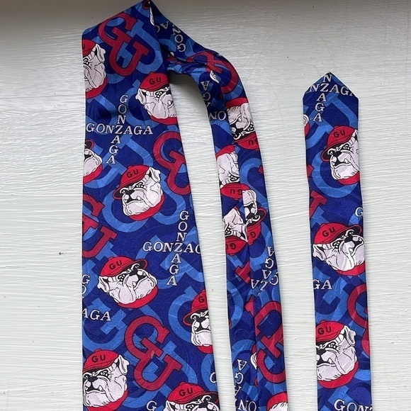 GONZAGA COLLEGE TIE (OS) - Picture 4 of 6